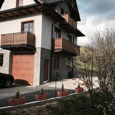 Carlina House