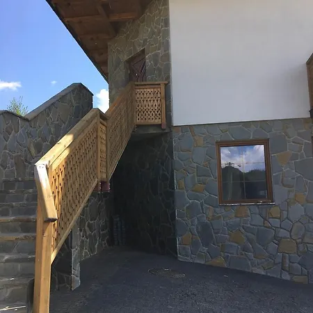 Carlina House